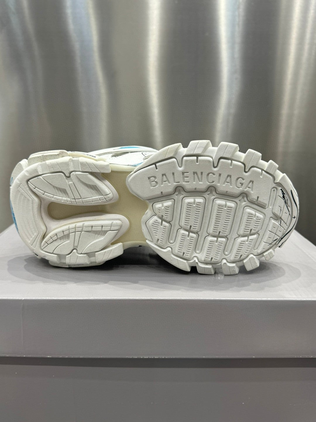 Balenciaga Track