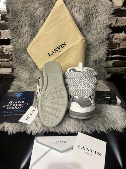 Lanvin  Curb