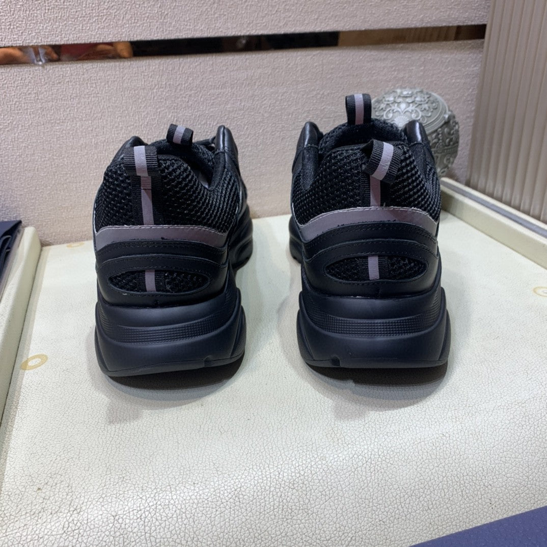 Dior B22