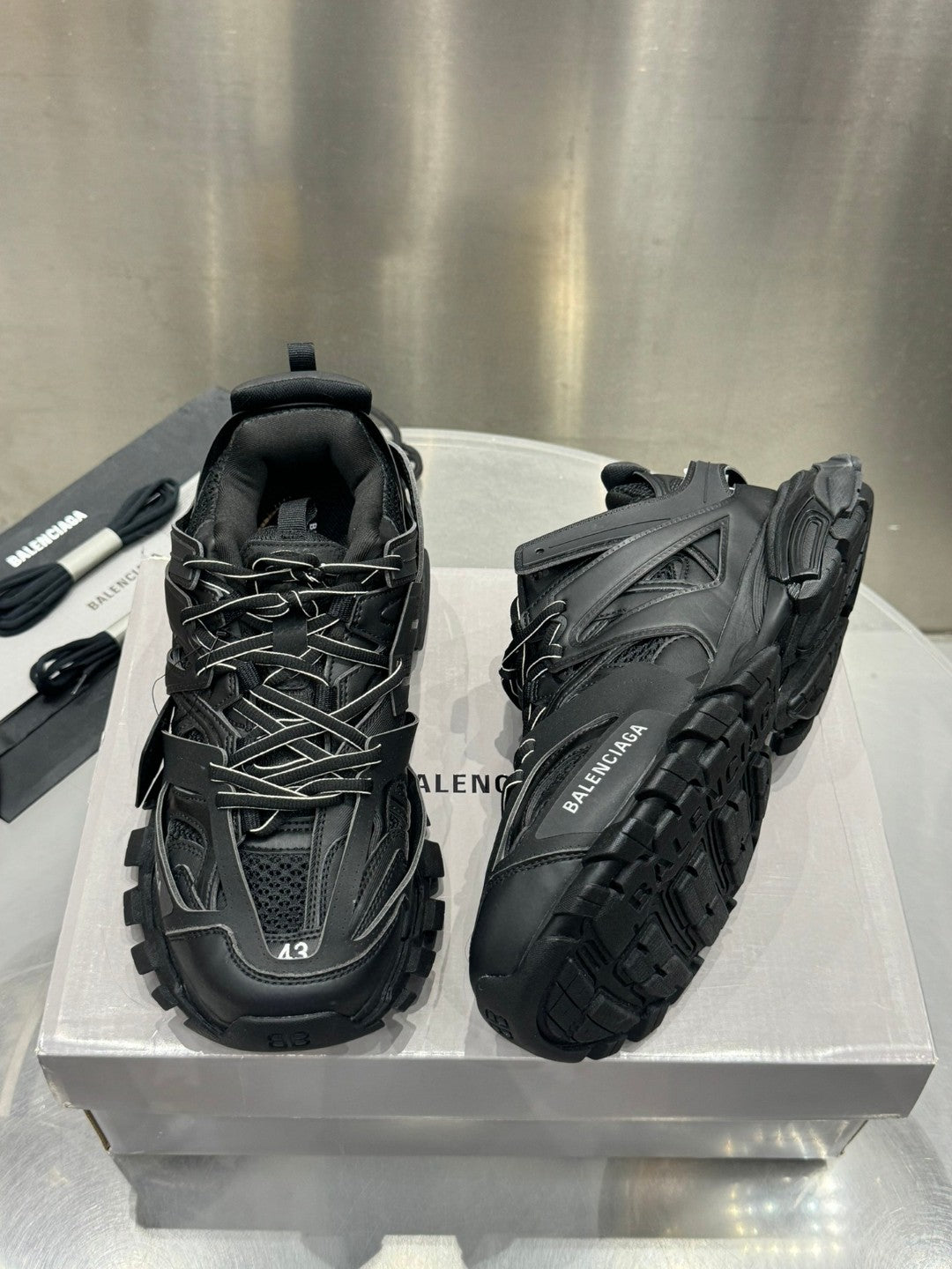 Balenciaga Track