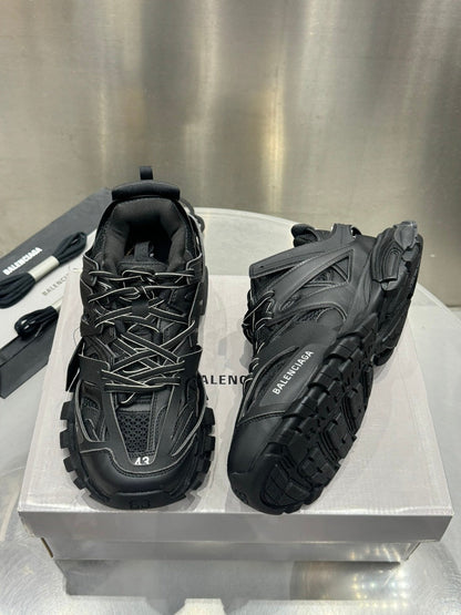 Balenciaga Track