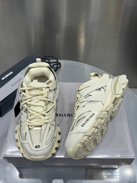Balenciaga Track