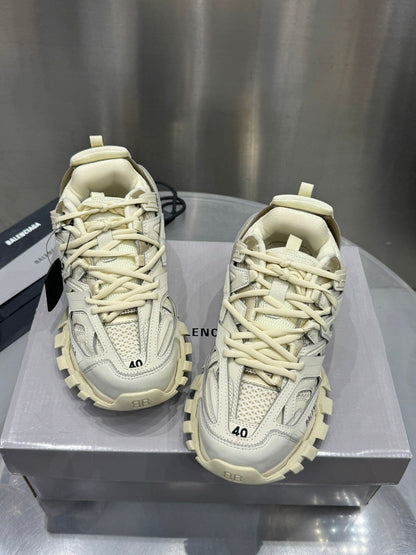 Balenciaga Track