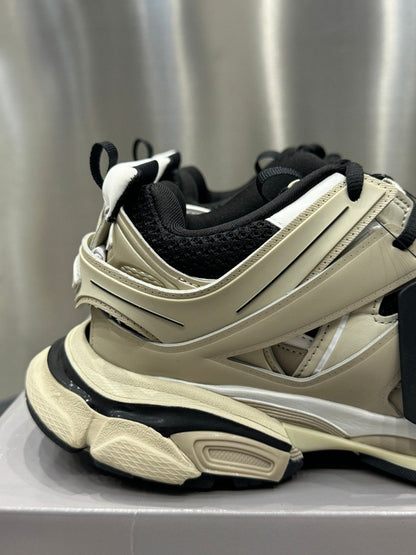 Balenciaga Track