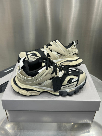 Balenciaga Track