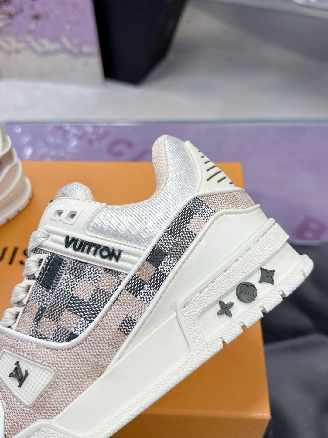Louis Vuitton Trainer
