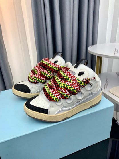 Lanvin  Curb