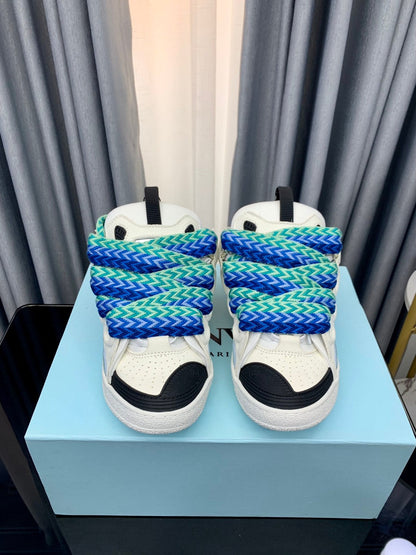Lanvin  Curb