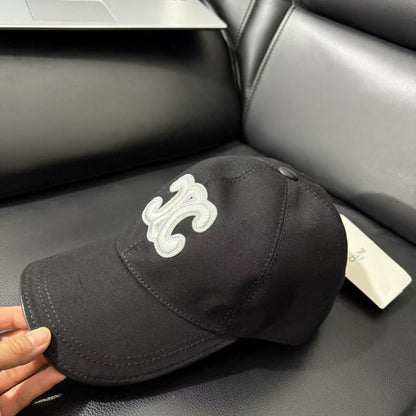 Cappellino Celine