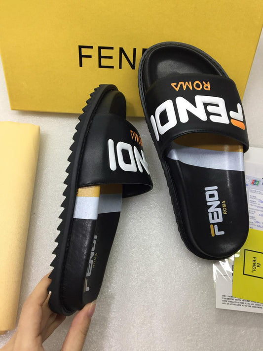 Ciabatte Fendi