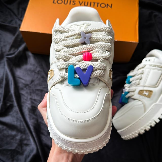 Louis Vuitton Maxi