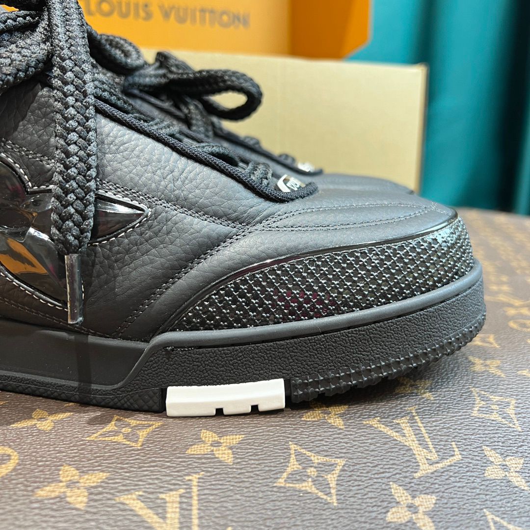 LV Skate