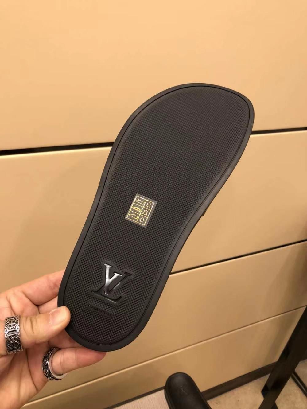 Ciabatte Louis Vuitton